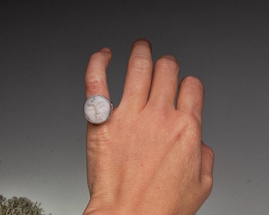 Bague visage lunaire