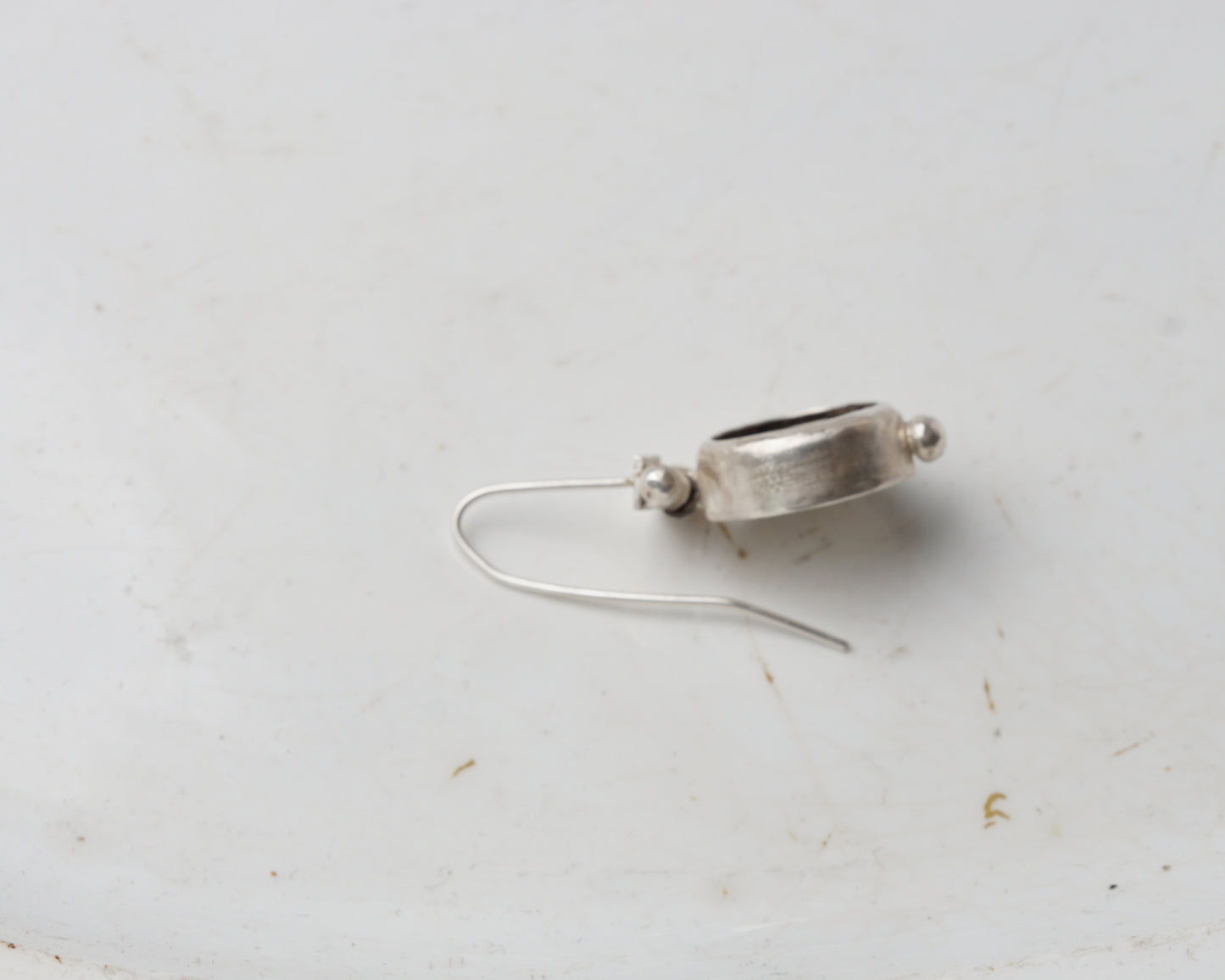 Face 404 monoearring