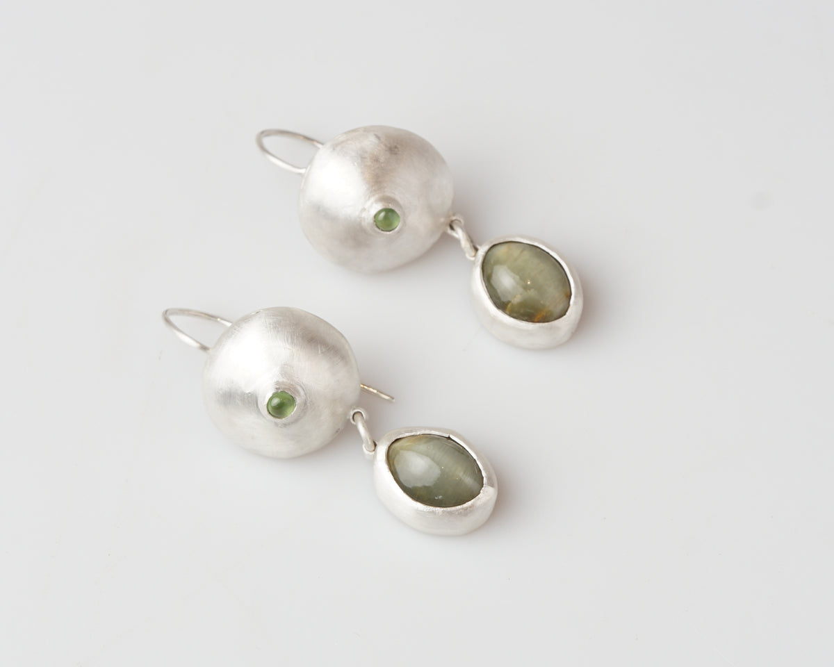 Verdan eye earrings