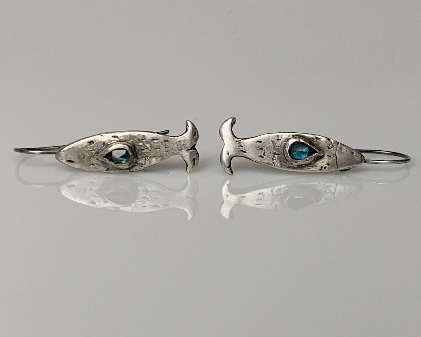 Aqua Eyes Fish Earrings