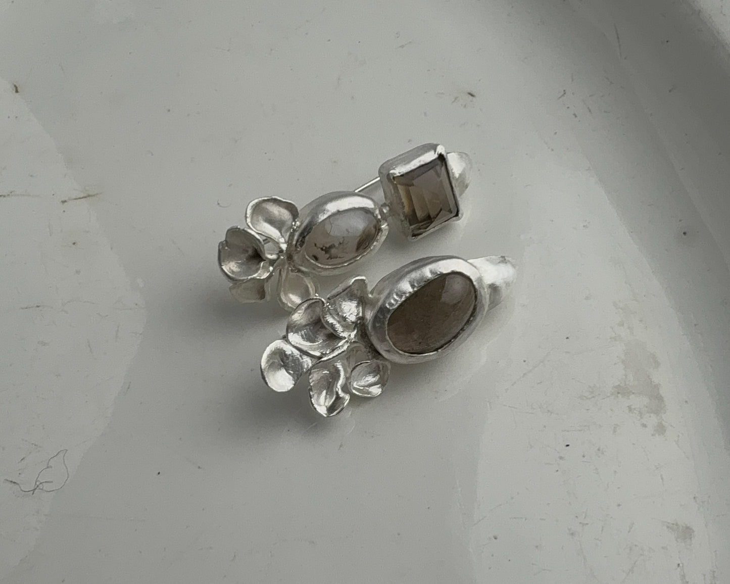 Smoky Balance Earrings